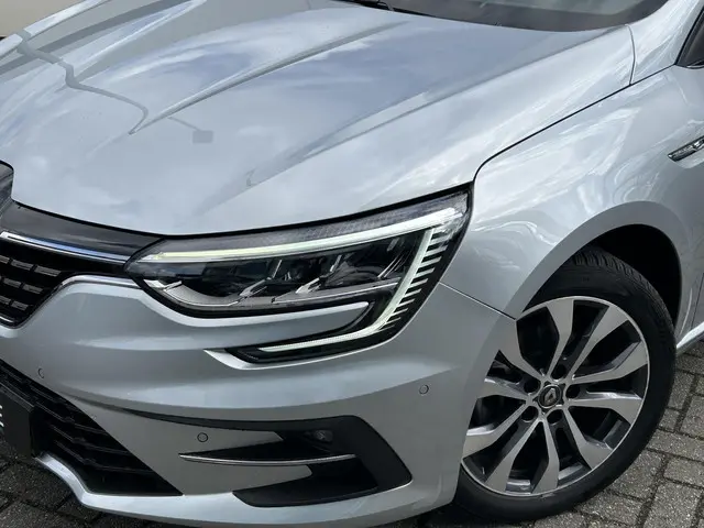Renault Mégane Estate 1.3 TCe 140 Techno 2024 Benzine 25
