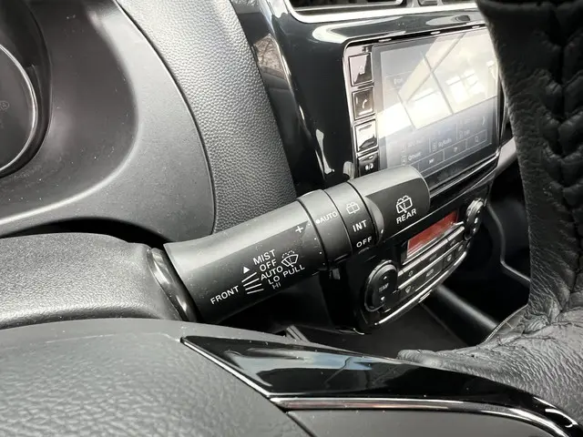 Mitsubishi Space Star 1.2 Dynamic 2024 Benzine 28