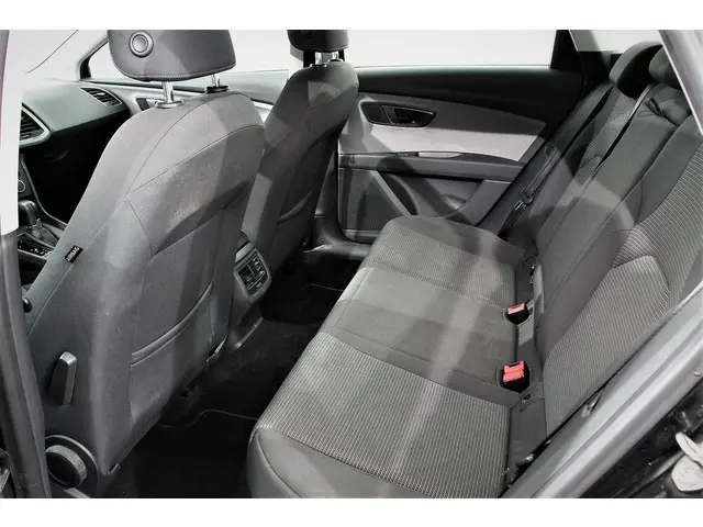 SEAT Leon ST 1.5 TSI 150pk DSG Style 2020 Benzine 9