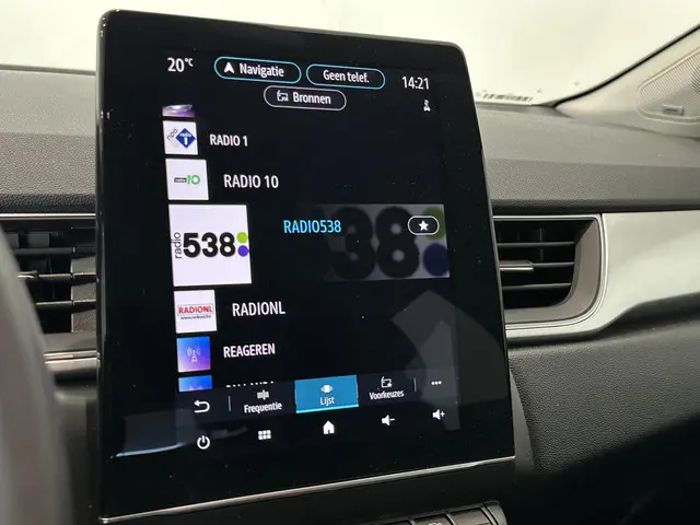 Renault Captur 1.0 TCe 90 Techno 2023 Benzine 32