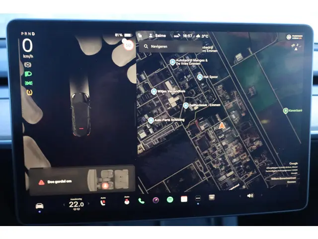 Tesla Model Y Long Range RWD 75 kWh 2024 Elektrisch 30