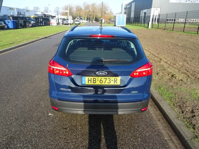Ford Focus Wagon 1.0 Trend Edition 2015 Benzine 4
