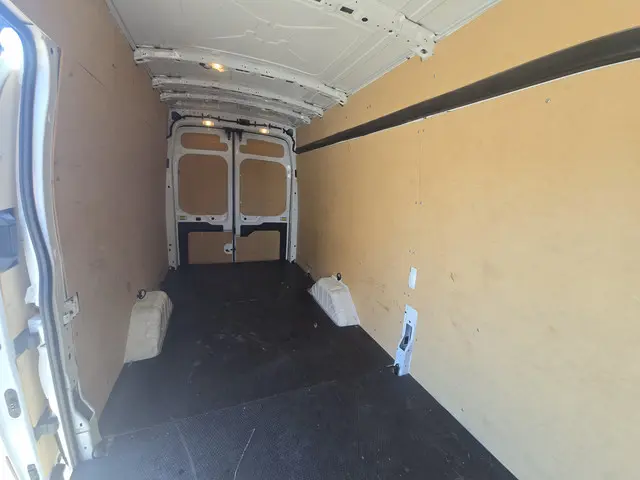 Ford Transit 350 2.0 TDCI L4 H3 Trend RWD 2023 Diesel 25