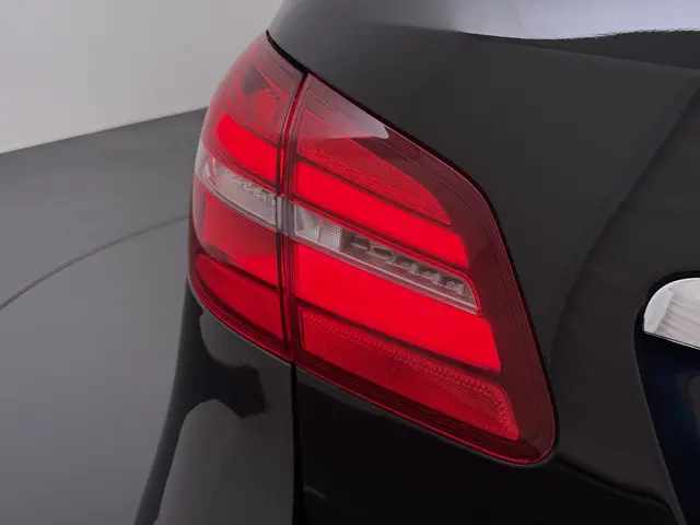 Mercedes-Benz B-Klasse 180 Urban 2019 Benzine 3