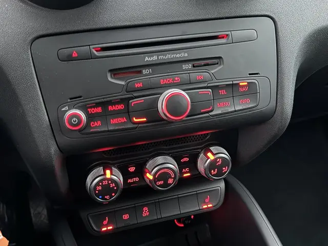 Audi A1 1.2 TFSI Navi / Xenon / Clima 2013 Benzine 16