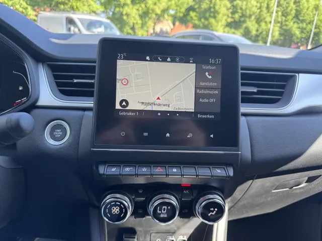 Renault Captur 1.3 TCe 140pk EDC Techno 2024 Benzine 16