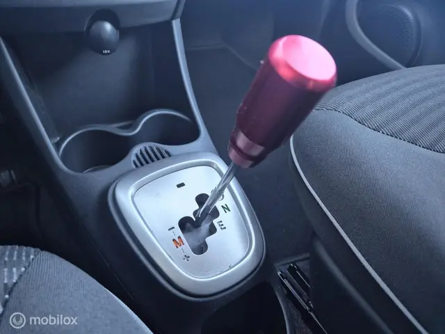 Peugeot 107 1.0 Active AIRCO AUTOMAAT NAP 2013 Benzine 9