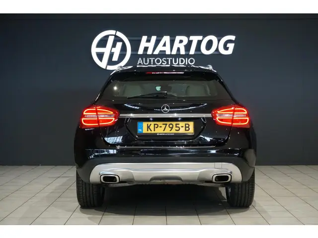 Mercedes-Benz GLA 180 Ambition 2015 Benzine 10