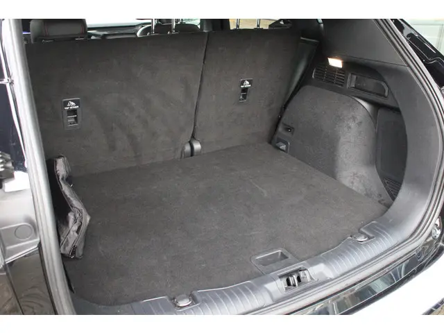 Ford Kuga 1.5 EcoBoost ST-Line X 2022 Benzine 6