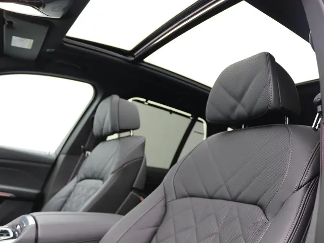 BMW X5 xDrive50e 2024 Hybride Benzine 12