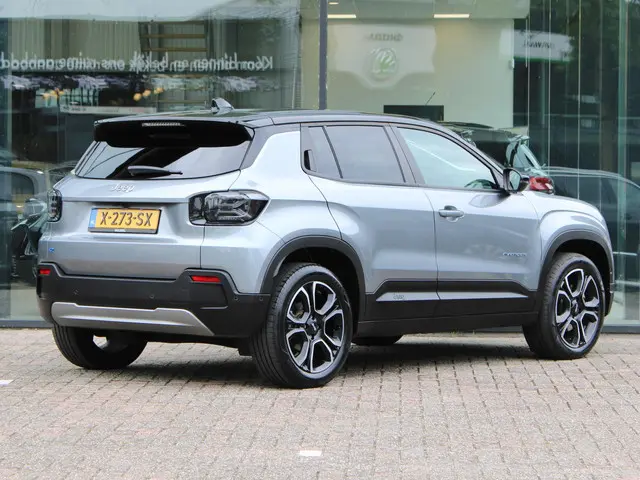 Jeep Avenger 1st Edition 54 kWh 2024 Elektrisch 6