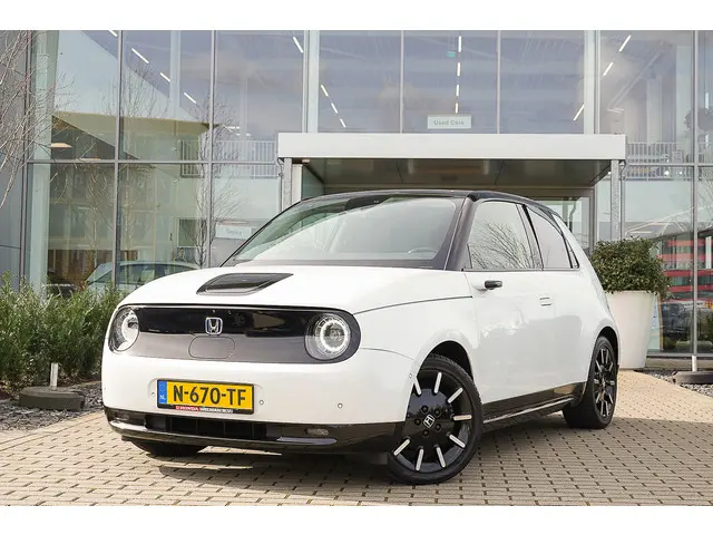 Honda e ADVANCE 17" 2022 Elektrisch 2
