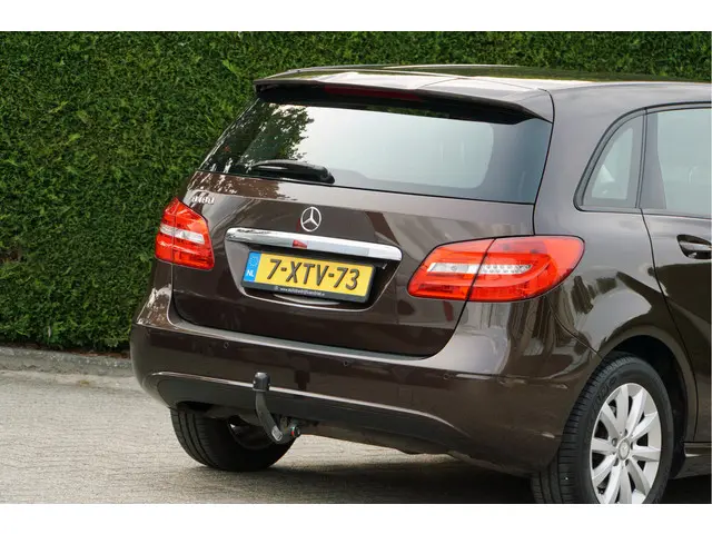 Mercedes-Benz B-Klasse B 180 Ambition 2014 Benzine 29