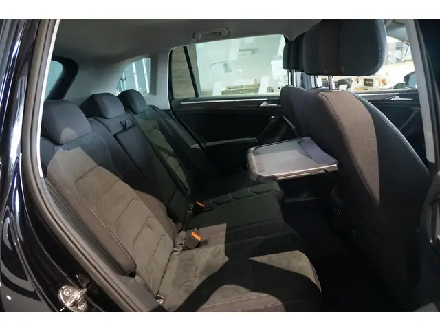 Volkswagen Tiguan 1.4 TSI ACT Highline 2018 Benzine 31