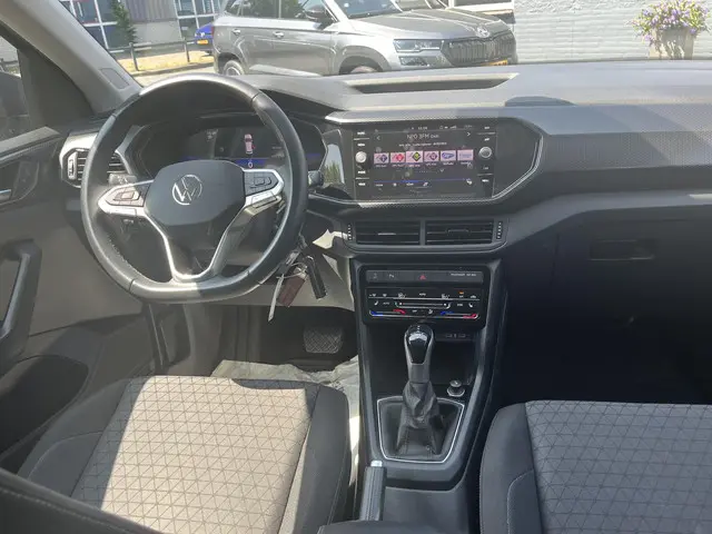 Volkswagen T-Cross 1.0 TSi DSG Life 2023 Benzine 11