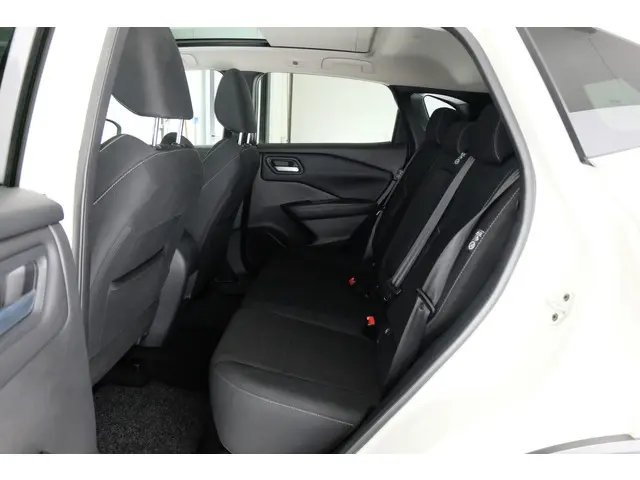 Nissan QASHQAI 1.3 MHEV Acenta 2021 Hybride Benzine 21