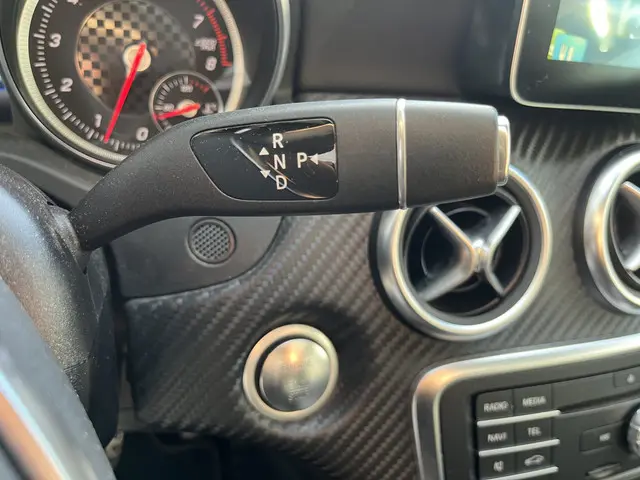 Mercedes-Benz A-Klasse 180 Ambition 2017 Benzine 23