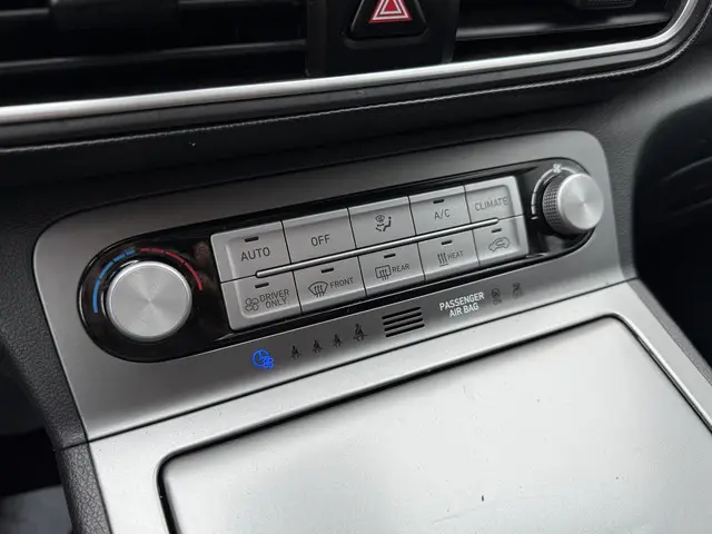 Hyundai Kona EV Premium 64 kWh 2019 Elektrisch 17