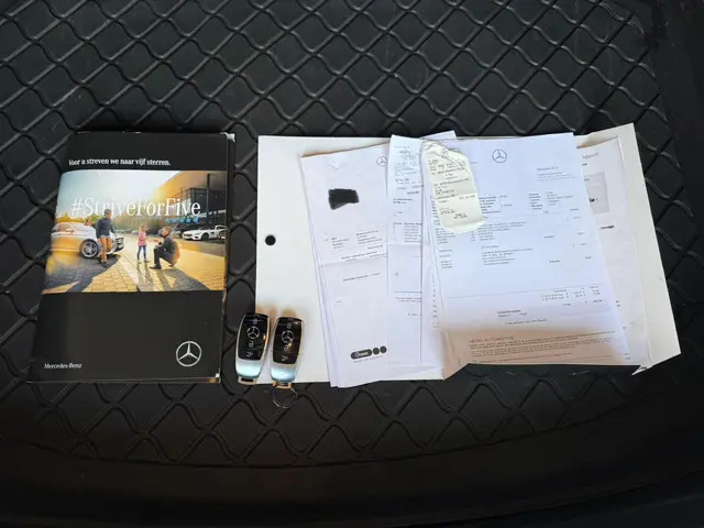 Mercedes-Benz E-Klasse 250 Premium Plus 2017 Benzine 24