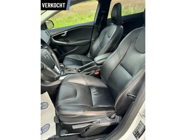 Volvo V40 Cross Country 1.5 T3 Polar+ Luxury 2019 Benzine 14