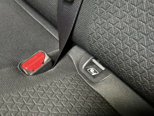 Suzuki Swift 1.2 Select Smart Hybrid 2021 Benzine 20