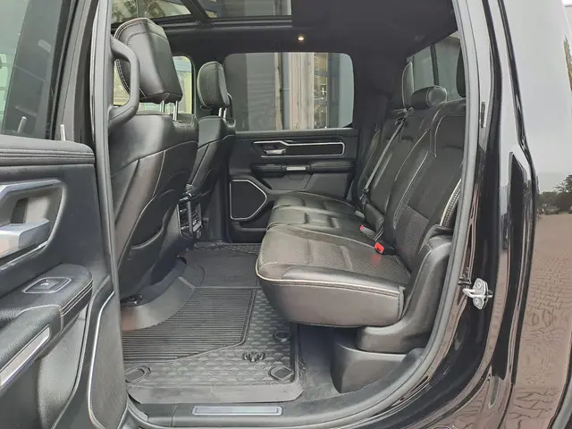 Dodge Ram 1500 5.7 V8 4x4 Crew Cab Laramie 2019 LPG/Gas 25