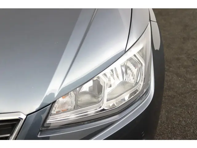 SEAT Ibiza 1.0 TSI FR Business Intense 2020 Benzine 29