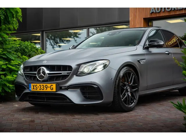 Mercedes-Benz E-Klasse AMG 63 S 4MATIC+ 2017 Benzine 9