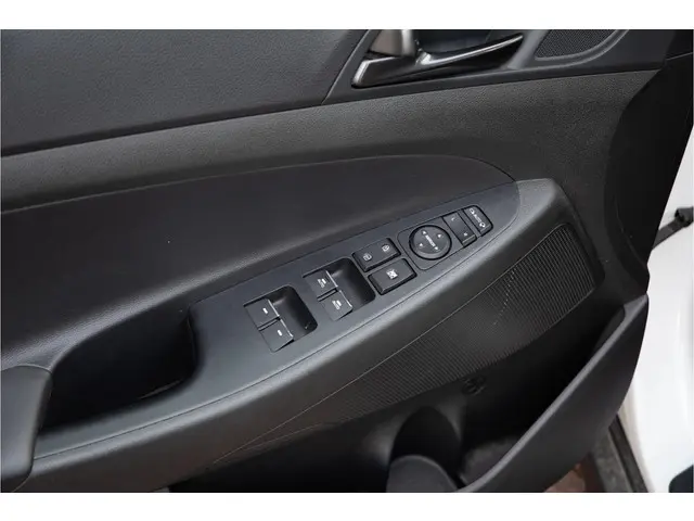 Hyundai Tucson 1.6 T-GDI N-Line 2019 Benzine 14