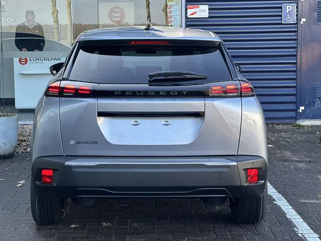 Peugeot e-2008 EV Business 54 kWh 2026 Elektrisch 7