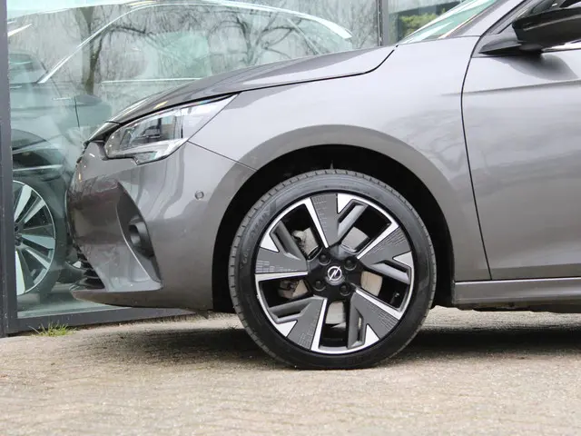 Opel Corsa-e Elegance 50 kWh 2020 Elektrisch 12