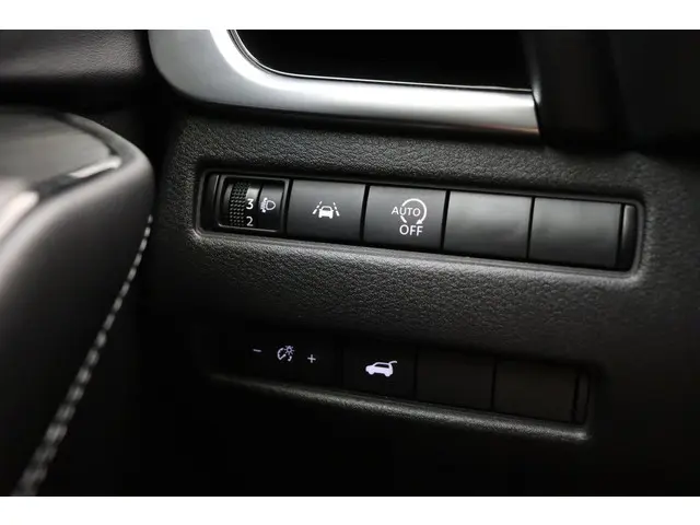 Nissan QASHQAI 1.3 MHEV N-Connecta 2022 Benzine 32