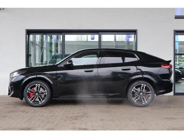 BMW X2 sDrive 20i 2025 Benzine 5