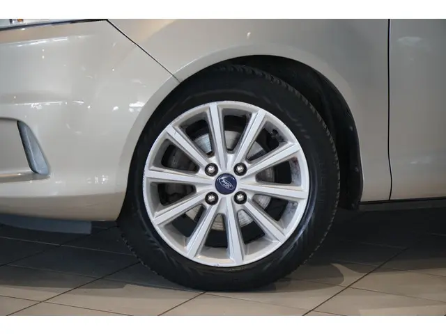 Ford B-MAX 1.0 EcoBoost Titanium 2015 Benzine 28