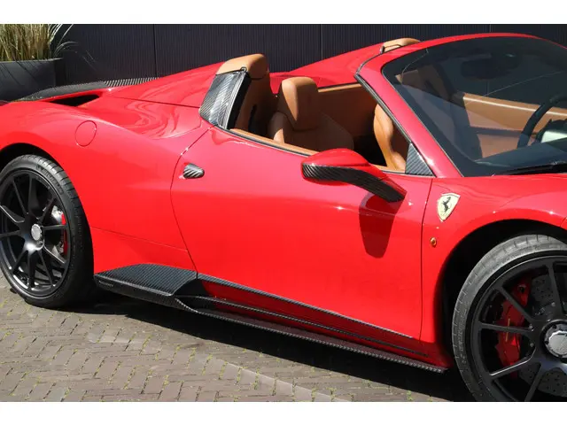 Ferrari 458 4.5 V8 Spider Mansory 2014 Benzine 23