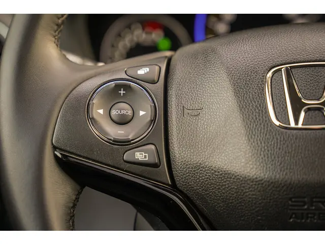 Honda HR-V 1.5i VTEC EXECUTIVE 2018 Benzine 17