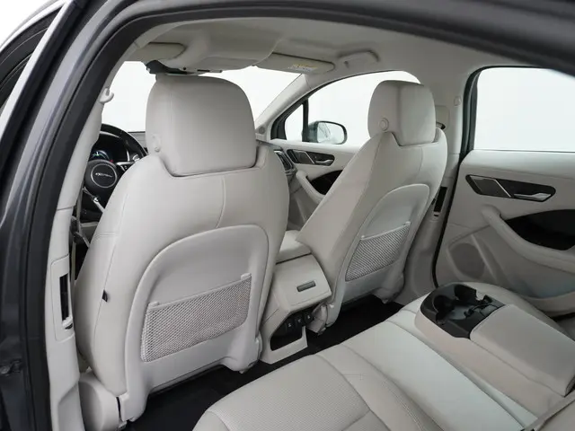 Jaguar I-PACE EV400 S 90 kWh 2018 Elektrisch 17
