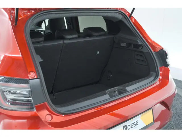 Renault Clio 1.0 TCe 90 GPF techno 2025 Benzine 74