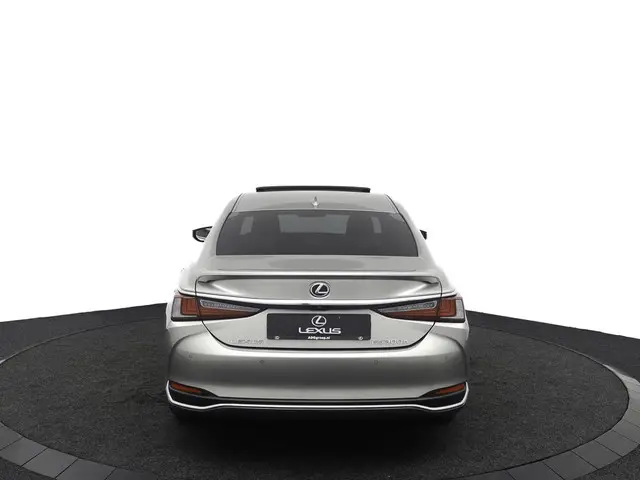 Lexus ES 300h Business Line 2024 Hybride Benzine 54