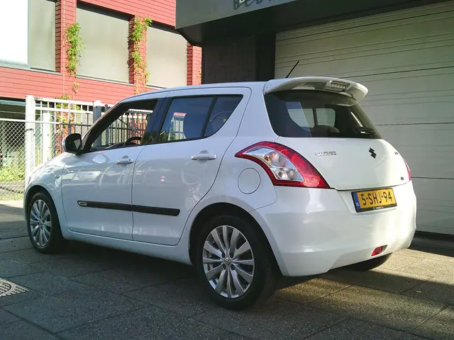 Suzuki Swift 1.2 Bandit EASSS 2013 Benzine 3