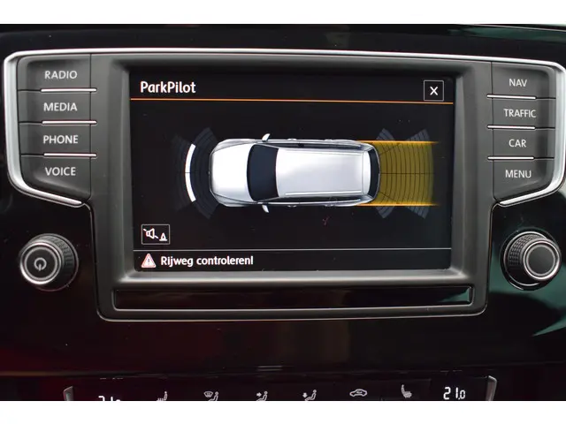 Volkswagen Passat Variant 1.8 TSI 2016 Benzine 36