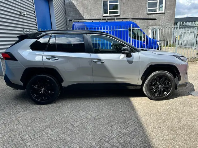 Toyota RAV4 3