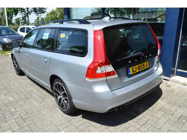 Volvo V70 2.0 T5 Dynamic Edition automaat 2015 Benzine