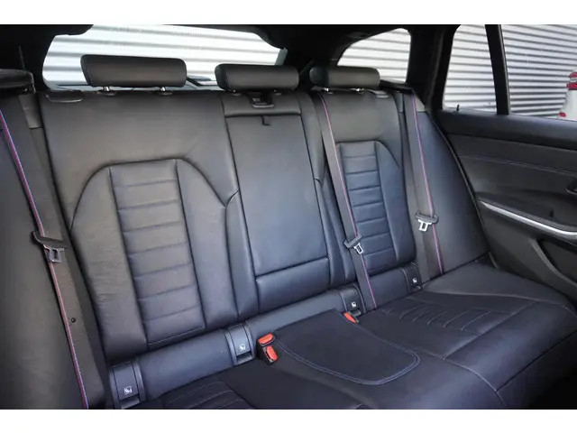 BMW 3 Serie Touring M340i xDrive 2021 Benzine 10