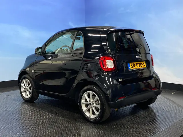 Smart Fortwo 1.0 Business Solution 2018 Benzine 8