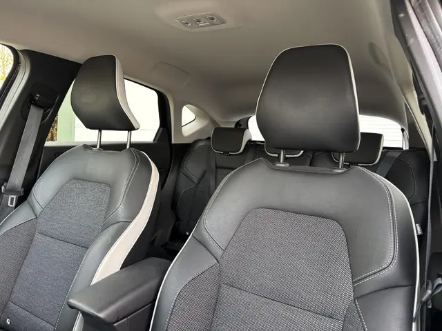 Renault Captur 1.3 mild hybrid 160 techno 2023 Benzine 7