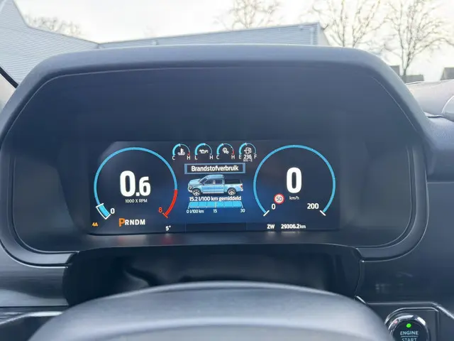 Ford F-150 USA 5.0 V8 SuperCrew Lariat 2024 Benzine 17