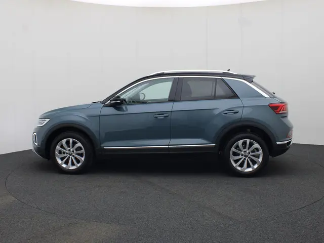 Volkswagen T-Roc 1.5TSI/150PK Style DSG 2024 Benzine 32
