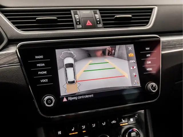 Škoda Superb Combi 1.5 TSI ACT Sport 2021 Benzine 11