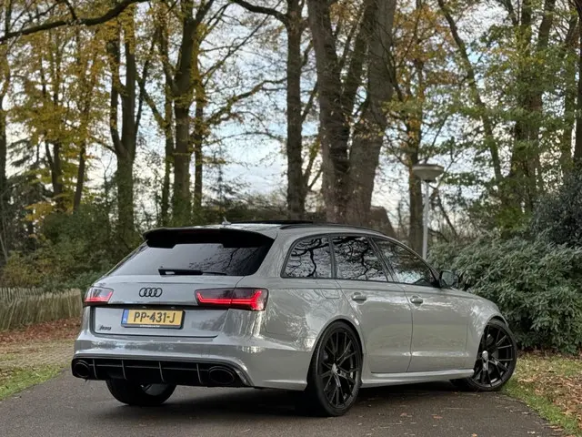 Audi RS6 Avant 4.0 TFSI RS 6 / Full options! 2014 Benzine 22